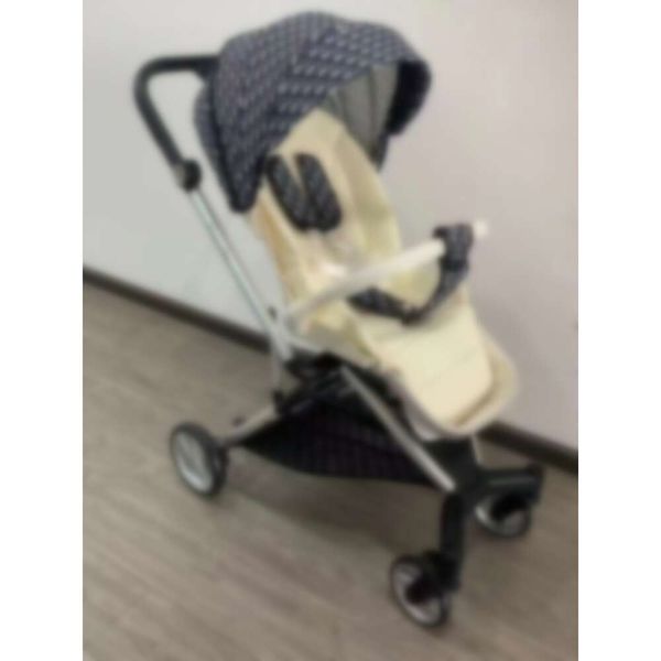 Passeggini stravaganti# Baby Fashion Designer Single Passeggini Sicurezza Sistema di viaggio portatile Sistema di regalo di compleanno semplice Delivery Delivery Delivery, Comfortle Soft