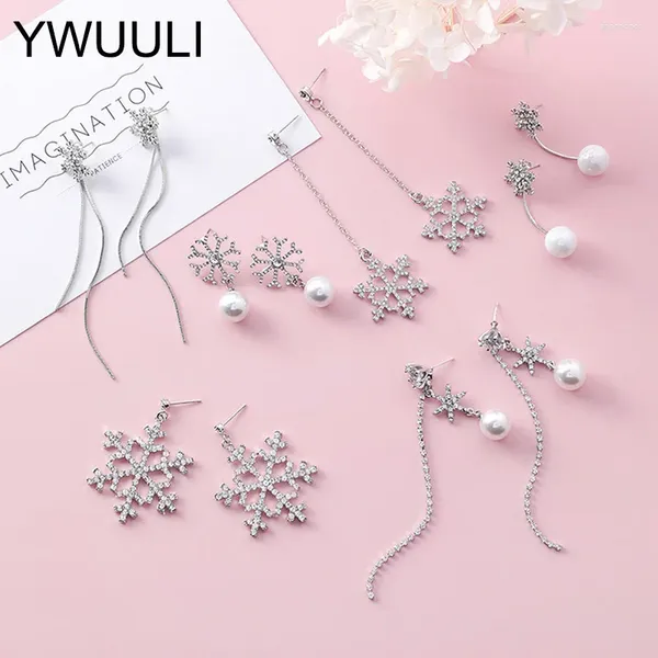 Brincos do garanhão elegante e elegante de flocos de neve de cristal para mulheres imitação de perels de perels longos pingentes joias de orelha xe19