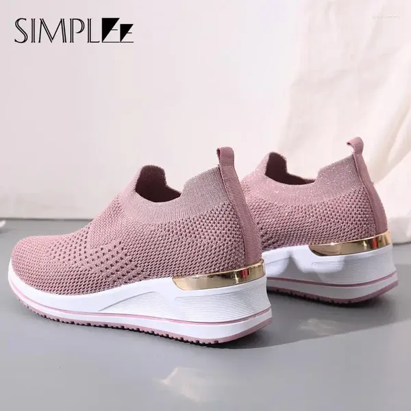 Lässige Schuhe 2024 gestrickte Socke für Frauen Stretch Mesh Plattform Sneakers an Sleaser Damen Sport vulkanisierter Schuh Tenis Mädchen Keile