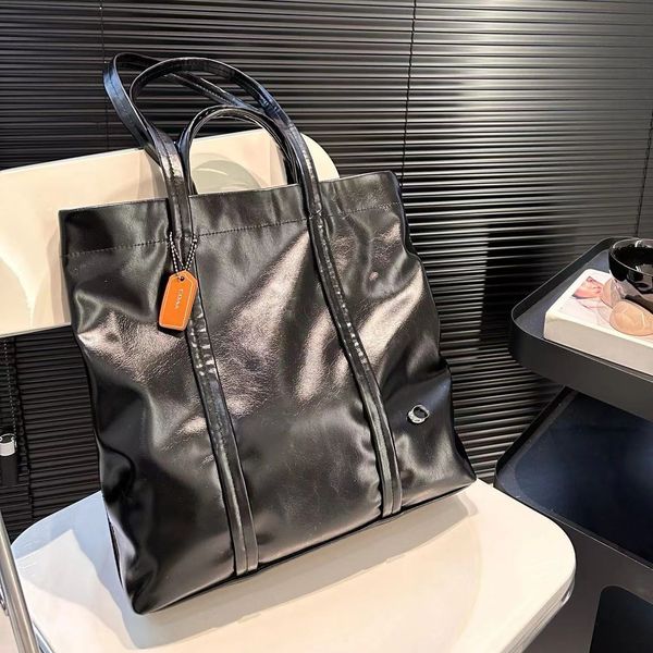 Üst tote çanta lüks tasarımcı çanta kadın erkekler el çantası deri omuz çantası toptan parlak yüz crossbody büyük kapasiteli alışveriş çantası hobo çanta