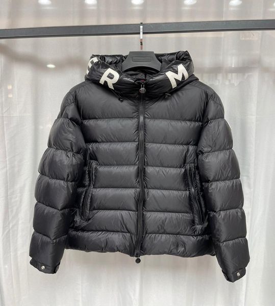 Дизайнерские мужские куртки Parkas Luxury Monler Montbeliard Hoodie Black Blue Goose Top Высококачественный мужчина зимний знаменитый бренд Brand Outdoor Coats2332442
