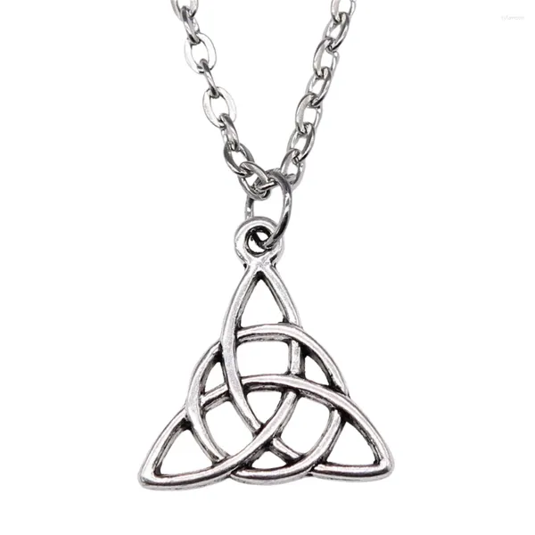 Anhänger Halsketten 1pcs Triquetra Symbol Mann Halskette DIY Accessoires Schmuckzubehör Kettenlänge 43 5 cm