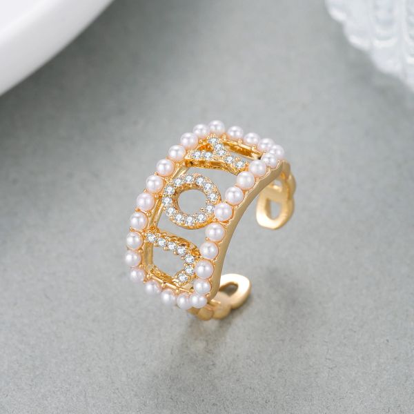 Anéis anel de pérola de cor dourada personalizada com nome Ajustável Design Open Chain Chain Chain Letter Anéis de zircão para mulheres meninas