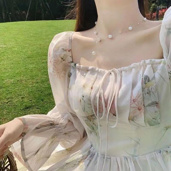 Günlük elbiseler tatil tarzı çiçek şifon yaz elbisesi mori nazik tatlı uzun kollu kadınlar için fransız aşk kare boyun