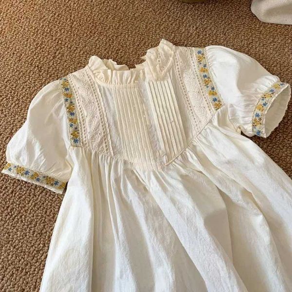 Vestidos de menina Novos filhos de verão Vestido Floral Border Baby Girl Dress Pleated Girls Girls Girls Puff Sleeve Princess H240423