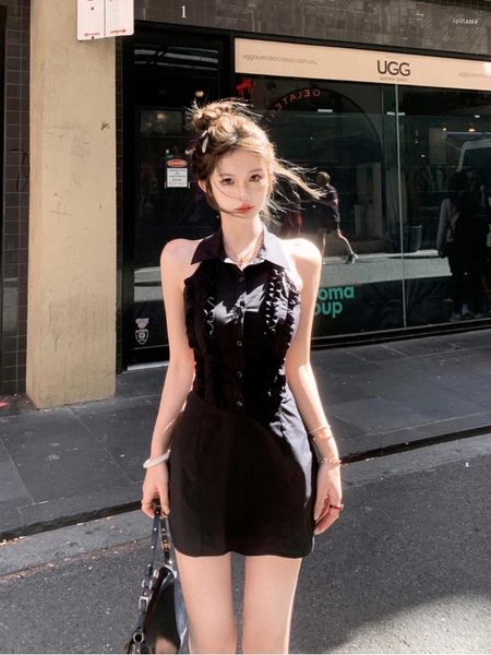 Vestidos casuais francês vintage preto traje travesso sem mangas estilo elegante estilo de festa esbelta cintura aberta y2k mini roupas de moda coreana