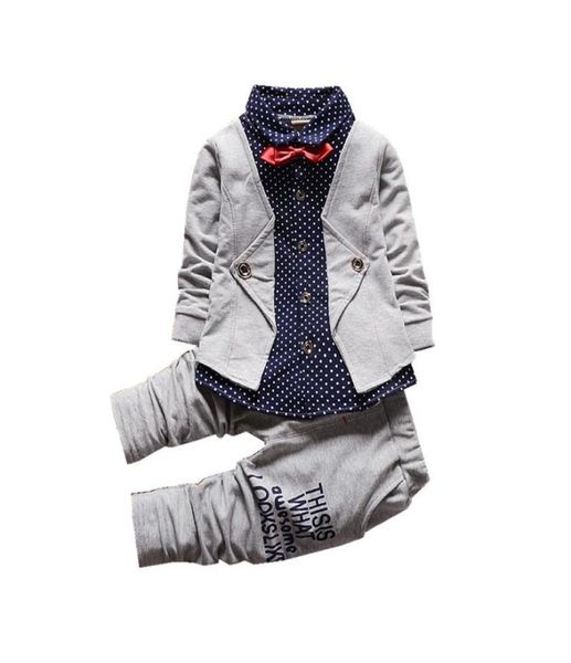 Roupas de moda infantil Roupas de algodão de algodão Baby Tshirts e calças de calça de pitada de rastreio Autumn Crianças de menino