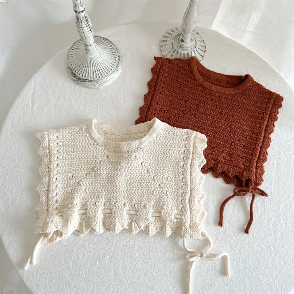 Mäntel Mädchen Mode Strickweste Herbst süße Retro -Weste Babyriemen Spitze ärmellose Pullover Mädchen kleine Duftwesten