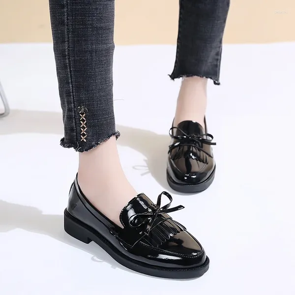 Scarpe casual Black Brent Pianers Platform Slip On For Women 2024 British Naphel Flats Sneaker