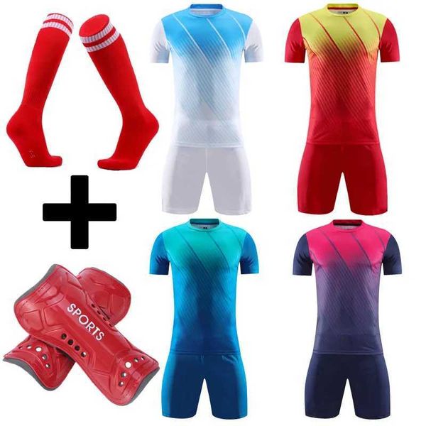 Fans Tops Tees Fußball Shin Pads und Socken kostenlose Männer und Kinder Fußball -Trikot -Kinder -Männer -Fußball -Trikot -Set Custom Training Uniformanzug Y240423