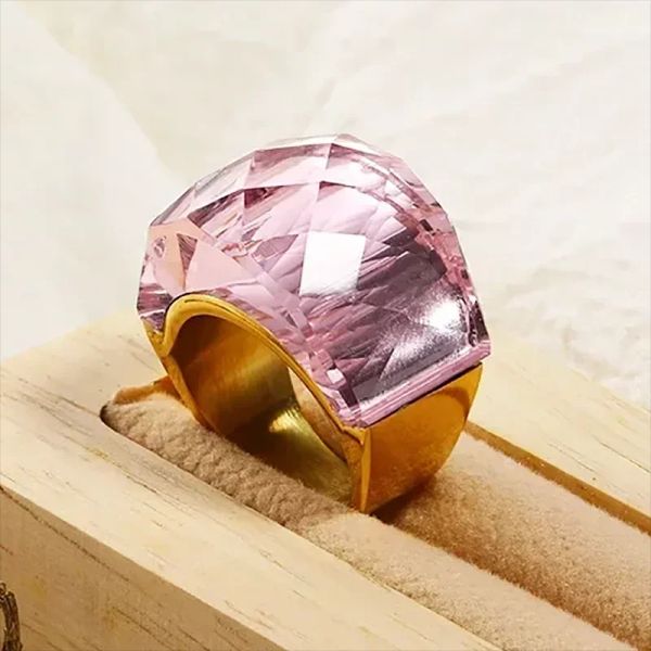 Bandas luxuosas grandes anel de cristal rosa de aço inoxidável jóias de festa de festa para homens para homens anel de ouro real da jovem menina