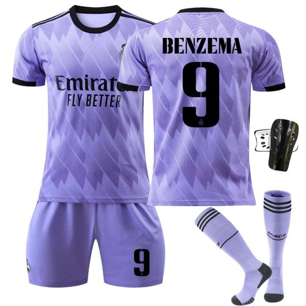 Maglie di calcio Studi per le tracce maschili 2223 Real Madrid Stadium Away Purple No.9 Benzema Shirt Football Edition 10 Modric Set