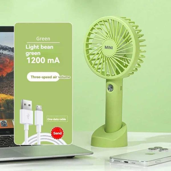 Outros aparelhos de 1200 mAh portátil portátil Charging Fan Mini Electric Fan com desenho animado ajustável de 3 velocidades Fan de refrigeração de ar J240423