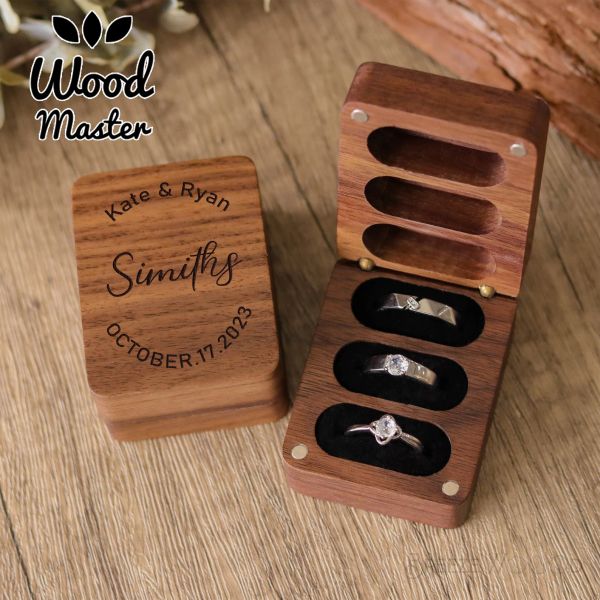Exibir caixa de anel de noivado de madeira personalizada personalizada 3 slots anel caixa, travesseiros de madeira portador de madeira, caixa de anel gravada em madeira, suporte de madeira