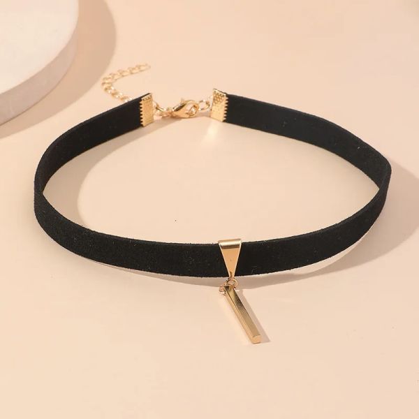 Colares Gothic Black Velvet Cheker Colar curto para mulheres Tattoo Gold Color Strip Pingents Collares Mujer Collier Femme Bijoux