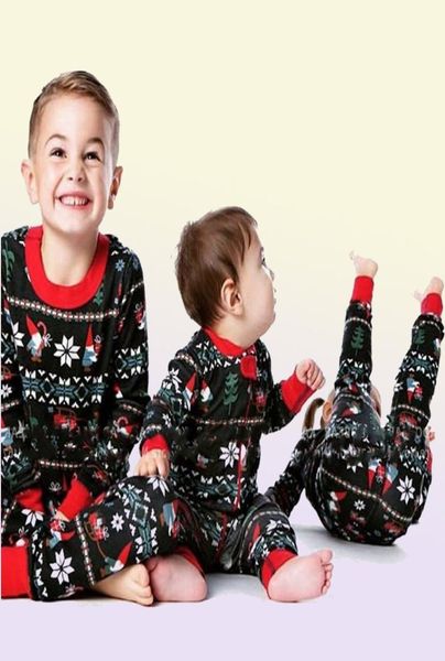 Família Pijama de Natal Definição de Cartoon Mãe Filha Padre Sono Sleeping Roupas Conjunto de Crianças Pijama Morça de Nightwear Pontas L4863110