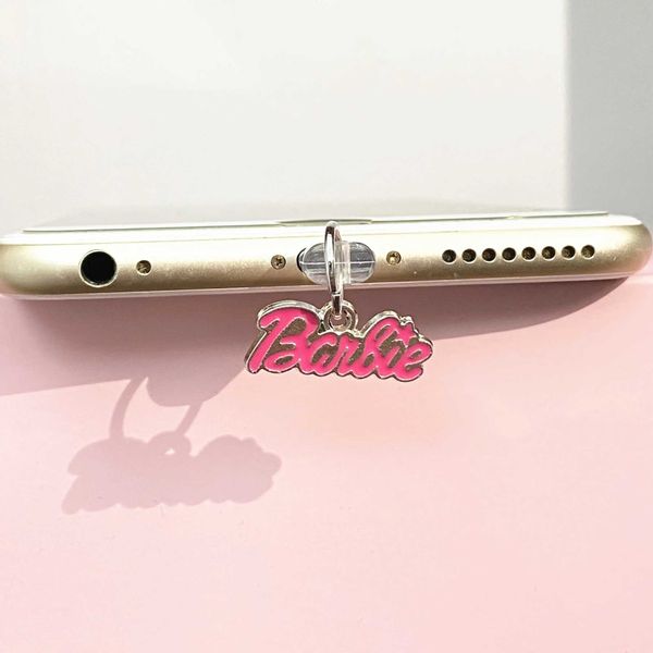 Сотовой телефон Anti-Dust Gadgets Miniso Barbie Metal Phone Anti-Dust Plug для iPhone Samsung Huawei Тип C Android Зарядка Protecring Protectors Dustplugs Y240423