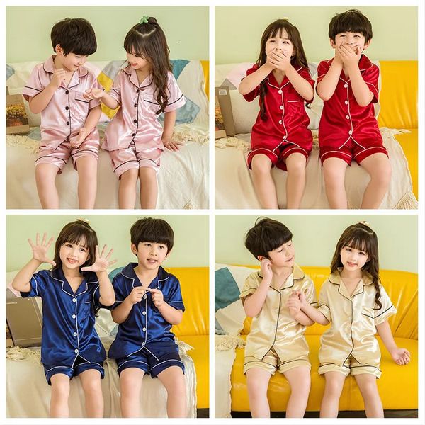 100 pigiami satinati per 3-14 anni di pigiami per bambini cotone abbigliamento da sonno di cotone per bambini abiti notturni per ragazzi set di pigiama in seta 240410