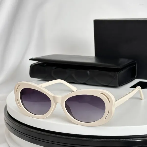 Óculos de sol mulheres luxuosas arame de borboleta Design Altere óculos UV400 lentes transparentes de negócios viagens de férias de férias de moda copos