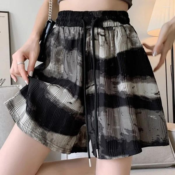 Shorts femminile 2024 Summer Shuch Loose Plus Overdize Chave Casual High Waist Sump Fashion Tie Tinted Ink Paint Ice Silk Gamba larga per donne