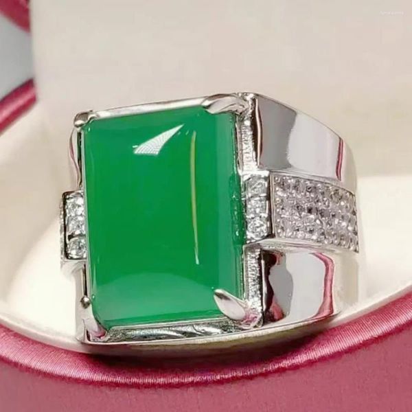 Ringas de cluster Big Square Green Green Jade Emerald Gemtones Diamantes masculinos para homens frios átidos de ouro branco preenchido faixas de joalheria