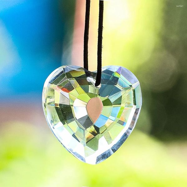 Dekorative Figuren 2pcs 33 mm klarer Herzglaskunst Kristall Prisma Facette ästhetische Raumdekor Sonnencatcher für Fenster DIY Kronleuchter