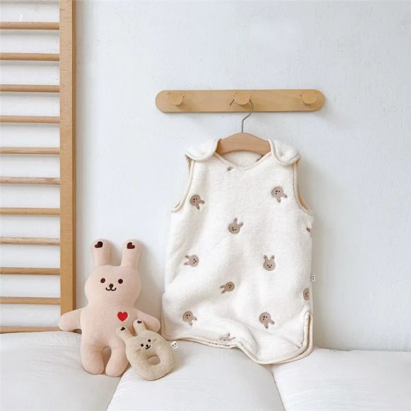 Set Bambino a pelo da letto per cuffie senza maniche da letto cartone animato ricamato inverno inverno flanella calda comoda casa neonata