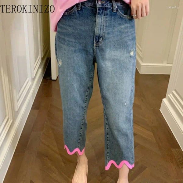 Женские джинсы Terokinizo Высокая талия огорченная джинсовая женщина контрастирует цветные лоскутные лоскутные брюки.