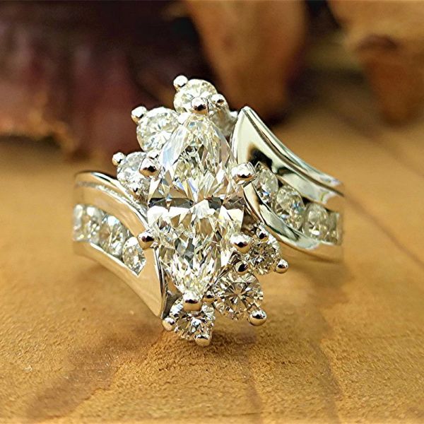 Bandas huitan romance design marquise cz anel de casamento para mulheres prateadas cerimônia de casamento romântica festa de jóias do anel da senhora da senhora