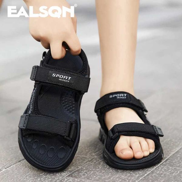 Slipper Childrens Summer Jungen Leder Sandalen Baby Schuhe Kinder flache Kinder Beachschuhe Sport weicher rutschloser lässiger Kleinkind Girls Sandalen Y240423