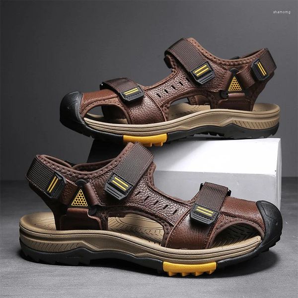 Casual Schuhe hochwertige echte Leder -Männer Sandalen große Größe 46 Retro Sommermänner Outudoor Light Beach Trekking -Turnschuhe