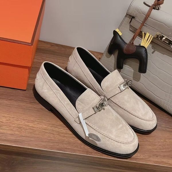 2024 Design de luxo Kelly Loafer Casual Shoes Summer Walk Destin Supotors Women Goatskin com Kelly Buckle Genuine Leather Dress Oxfords Flats Shoe 35-42Box