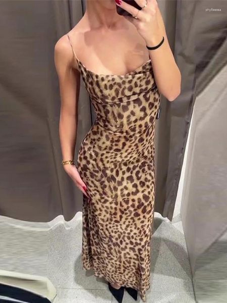 Lässige Kleider sexy Leopardendrucken Langkleid Frauen ärmellose Rückenless Hip -Paket Party Strand Nacht weiblich 2024 Sommer Schnürrobe