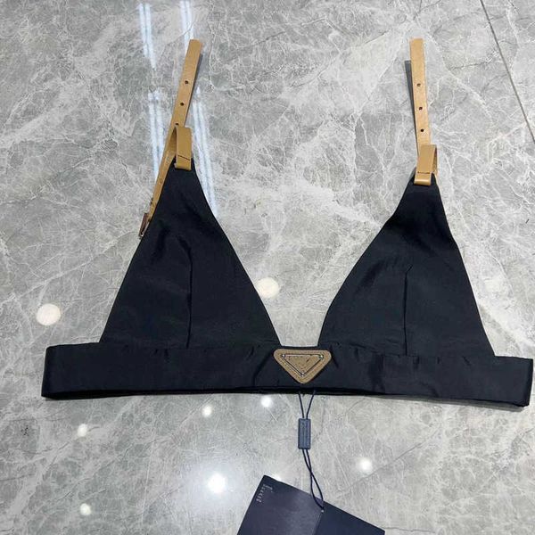 Kadın Plaj Giyim Tasarımcısı Modeli Marka Moda Üçgen Tasarım Seksi Derin V Düşük Kesim Üç Puan Bölünmüş Mayo Tatilde Kadınlar İçin Seaside 8YQC