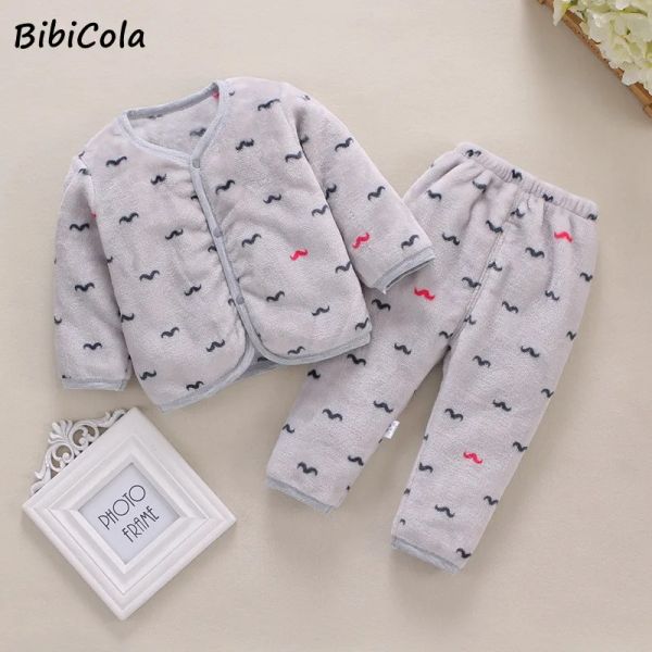 Set Bibicola Coral Fleece Baby Pijamas Homewear Boys Girls Inverno Piccenni in pile neonato Set Flanella caldo Baby Sleep abbigliamento 03y