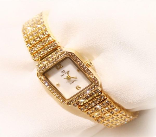 Sehen Sie sich Frauen an luxuriöse Strass -Glitzer -Women039s Uhren Damen Uhr WHONE Women Bayan Saat Relogio Feminino Reloj Muje2031445