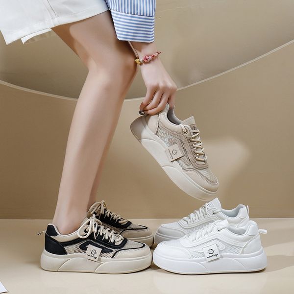 Scarpe bianche studentessa ragazza alla moda primaverile Nuova suola spessa aumenta le scarpe casual traspiranti