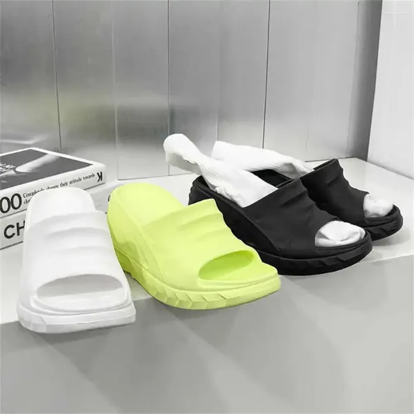 Sandalet 34-40 Hafif Tenis Terlikleri Siyah Kadın Daireler Kadınlar İçin Ayakkabılar Spor Spor Özel Geniş Model Taşınabilir