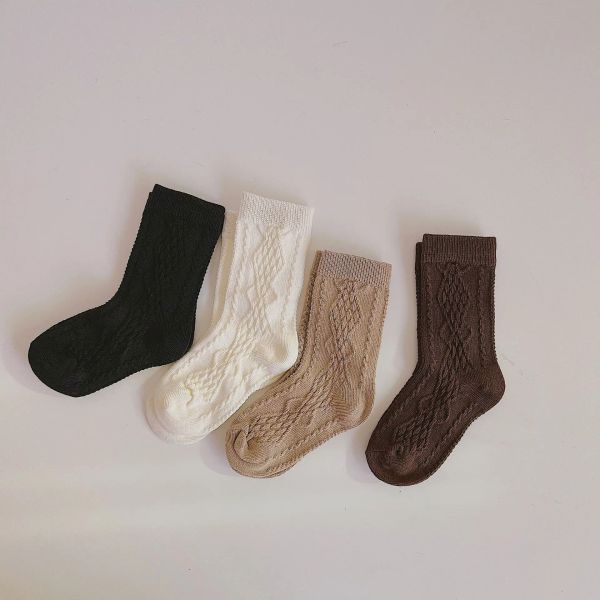 Çoraplar Bahar Örme Midcalf çoraplar kızlar gündelik sağlam yumuşak basit çorap yüksek kaliteli yivli butik çocuklar için erkekler çorap 4 çift/lot