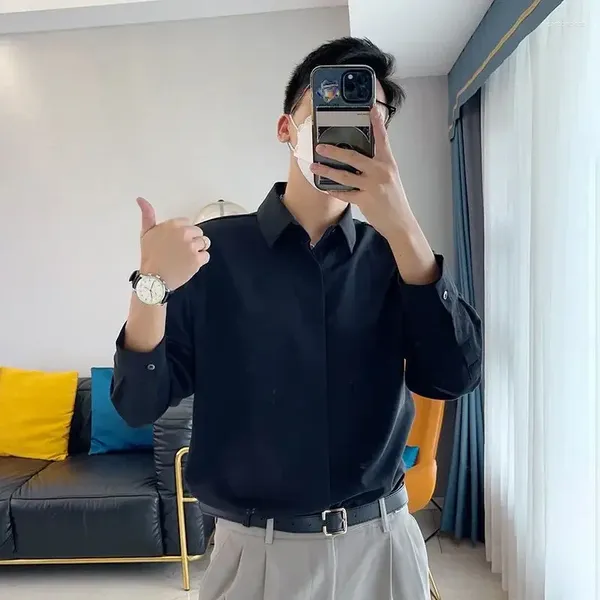 Herren -Hemdhemden männliches weißes Geschäftshemd Dinge mit koreanischen Style Button Up Mode Man 2024 Hipster i