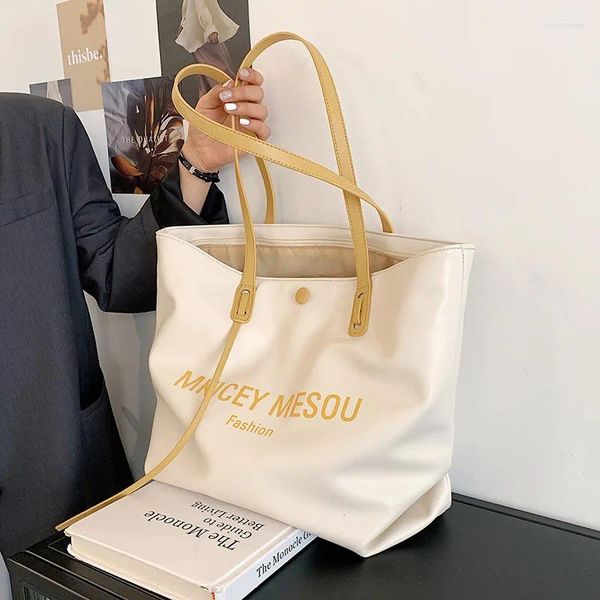 Umhängetaschen Frauen Handtaschen große Kapazität weiblich 2024 Fashion College Student Class Vielseitige Pendelputbeutel Geldbörsen