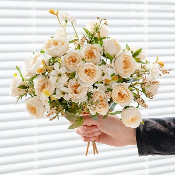 Dekorative Blumen 6 Köpfe Künstliche Blumenrosen Bouquet Eukalyptus Weiß Pfingstrose gefälschte Hochzeitstisch Dekoration Party Vasen Raum Heimdekoration