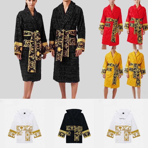 Bath Robe Designer Long Hoodie Lovers Couples Longstyle Luxury European Print Bright 100% algodão Luxo Luxo Casal Bathrobe Wholesale 2 Pares Preço 10% de desconto 14124