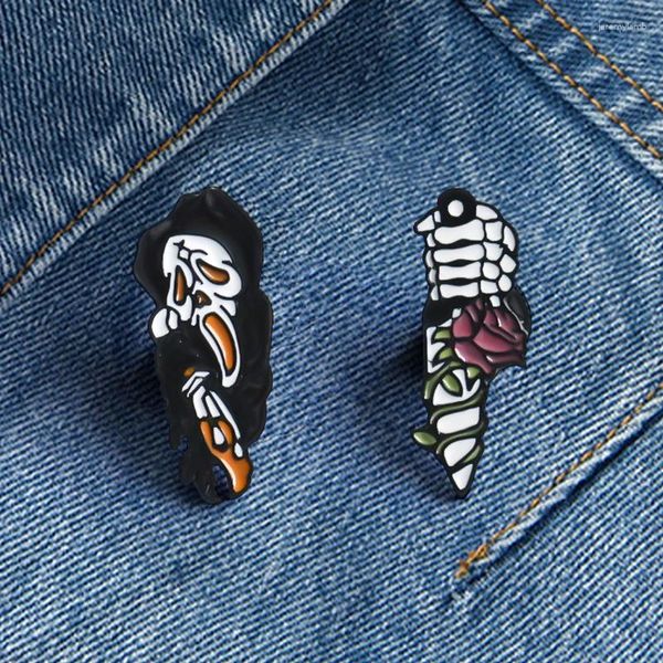 Broşlar Yaratıcı Kafatası Ölüm Tanrısı Dagger Alaşımlı Broş Punk Amblem Pin Moda Aksesuarları