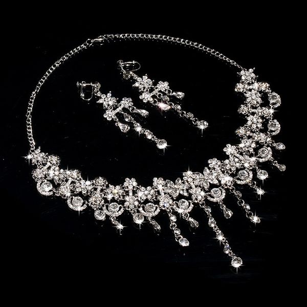 Cristalli bling scintillanti per la collana di diamanti set di orecchini da sposa Accessori per matrimoni di cristallo di strass