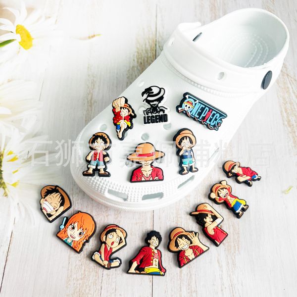 MENINOS CANTROS DE COMICAÇÃO DE CARAÇÕES CHARMS DE ANIME MEMORES DE INFERIORIÇÃO DE Infância por atacado Funny Gift Cartoon Charms Acessórios para calçados PVC Decoração de fivela de borracha macia Cado