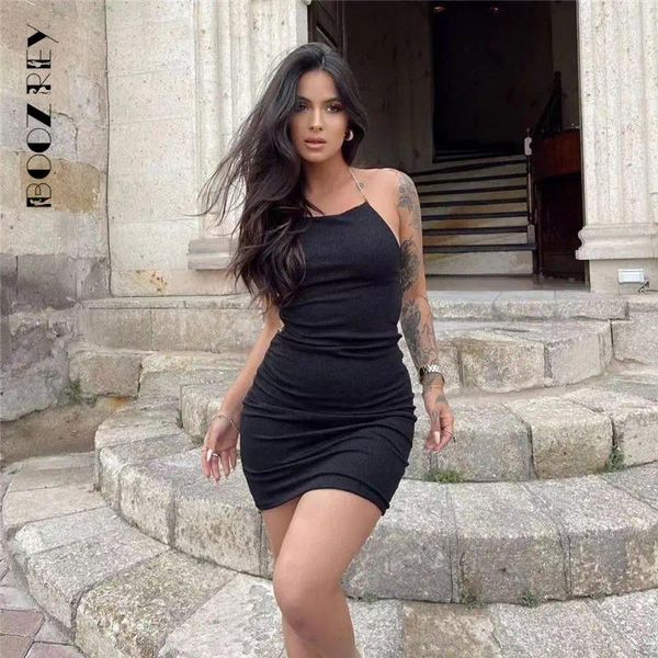 Vestidos casuais boozrey nwe sexy mini-mulheres tight women sem costas suspenso de suspensório de vestido de corpo feminino túmulo de festa 2024