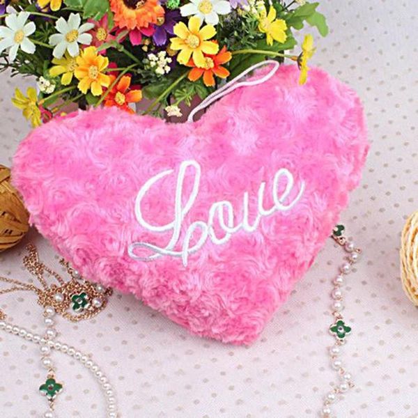 Cuscino 1pc Coppia creativa peluche adorabile pad a forma di cuore Wedding Love Soft Cotton Divano letto Decorazione
