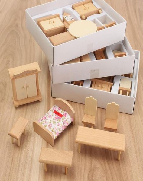 29pcs Conjunto de bonecas em miniatura de madeira sem pintura suíte de móveis de madeira 1 24 escala Toys de boneca de boneca Toys para crianças T2001169366982