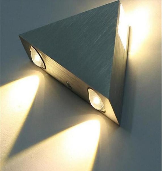 Lampada a parete a LED 3W Alluminio Triangolo Triangolo parete Luce per camera da letto Lucinaire Lamina del bagno Sconce5731567